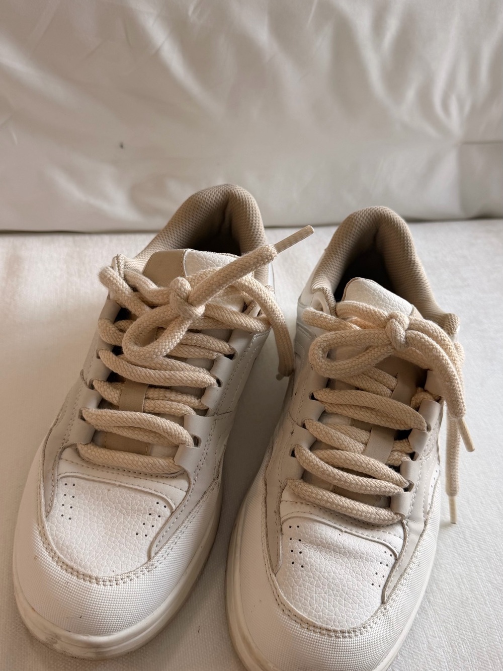 Zara Cream Lace-Up Men's Sneakers